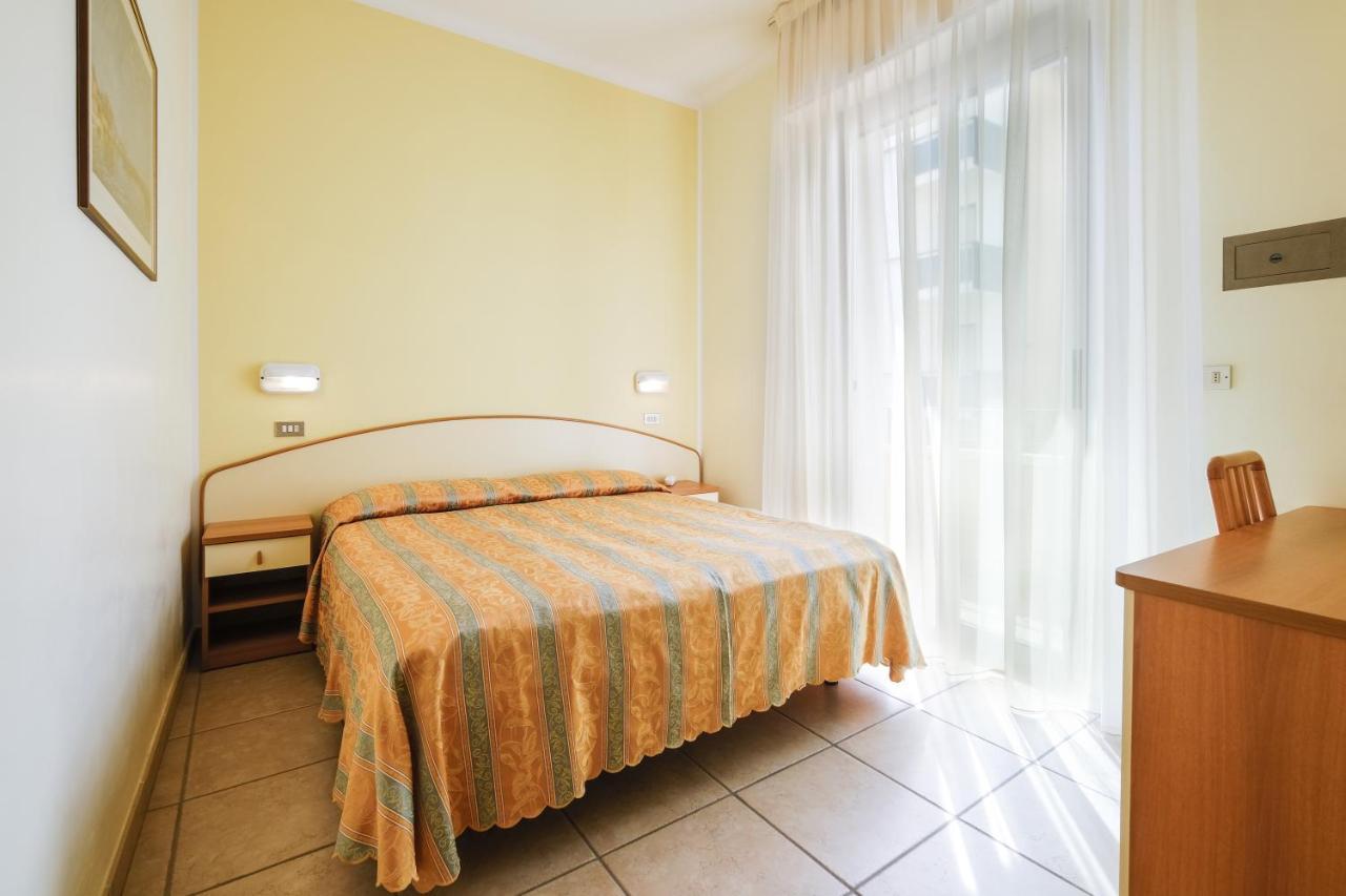 Hotel Thea Bellaria-Igea Marina Eksteriør bilde