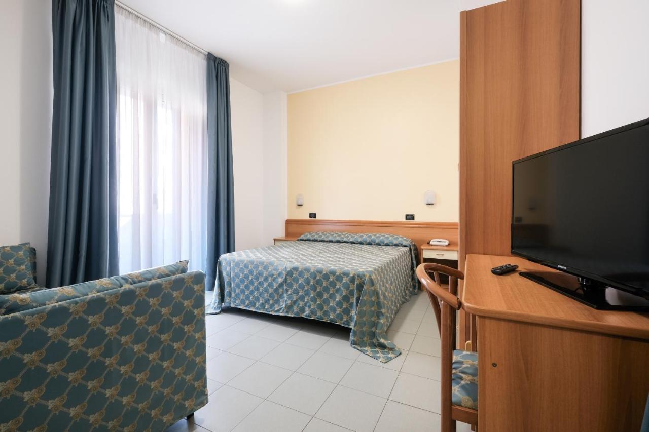 Hotel Thea Bellaria-Igea Marina Eksteriør bilde